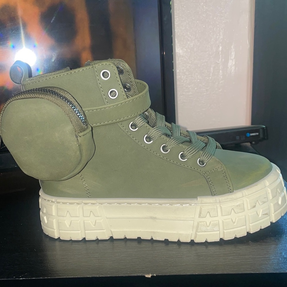 Women’s boots